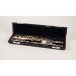 THOMANN FL - 200R THREE-PART MODERN ELECTROPLATED FLUTE, appears little used, in plush lined black