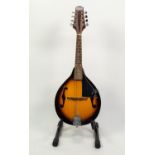 OLDFIELD M-1 BS MANDOLIN in sunburst yellow, in STAGG black and grey soft case