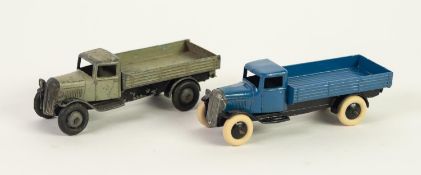 DINKY TOYS 2nd TYPE TIPPER WAGON 25e CIRCA 1946, in grey, fair playworn condition and  DINKY TOYS