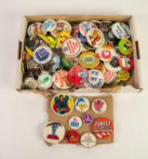 APPROX 140 VINTAGE COLOUR PRINT TINPLATE CIRCULAR LAPEL BADGES, VARIOUS SUBJECTS AND SIZES,