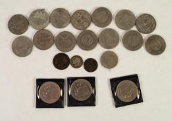 16 ELIZABETH II CROWN COINS including 4 Churchill 1965 crowns and 3 Charles & Diana 1981 crowns;