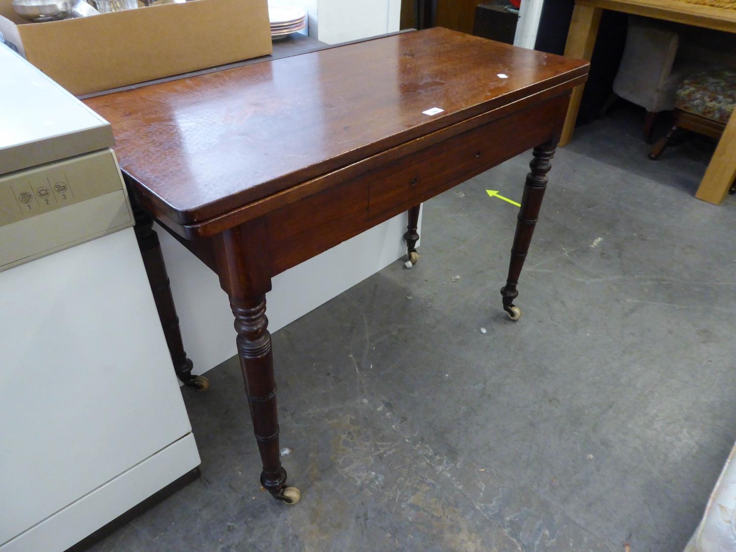 VICTORIAN MAHOGANY BREAKFAST/WRITING TABLE, WITH RECTANGULAR SWIVEL AND FLAP TOP, FALSE DRAWER TO