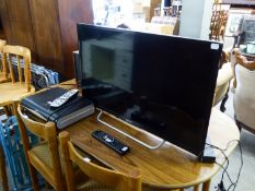 SONY 31? FLAT SCREEN TELEVISION WITH SKY BOX