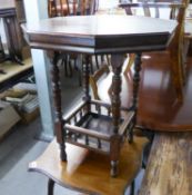 AN EDWARDIAN OCTAGONAL TOP OCCASIONAL TABLE IN BEECHWOOD WITH GALLERIED UNDERTIER