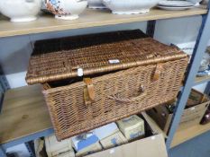 A GOOD QUALITY LARGE WICKER PICNIC BASKET (NO CONTENTS)
