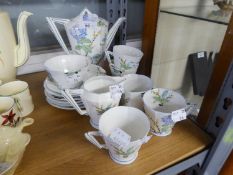 ROYAL ALBERT CHINA ?HYDRANGEA? PATTERN ART DECO TEA SERVICE FOR SIX PERSONS, 14 PIECES, WITH