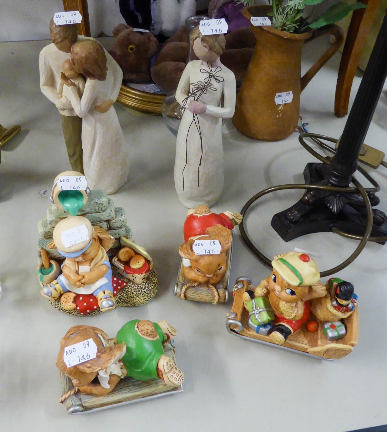 FOUR PENDELFIN ORNAMENTS TO INCLUDE; SLEDGER, BOBBY AND THE GAFFER, ALSO TWO WILLOW TREE