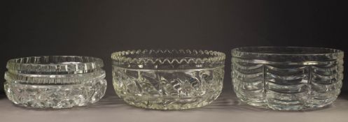 THREE MODERN CUT GLASS FRUIT BOWLS, 4 ½? (11.4cm) high, 9? (22.8cm) diameter, all unmarked, (3) C/R-