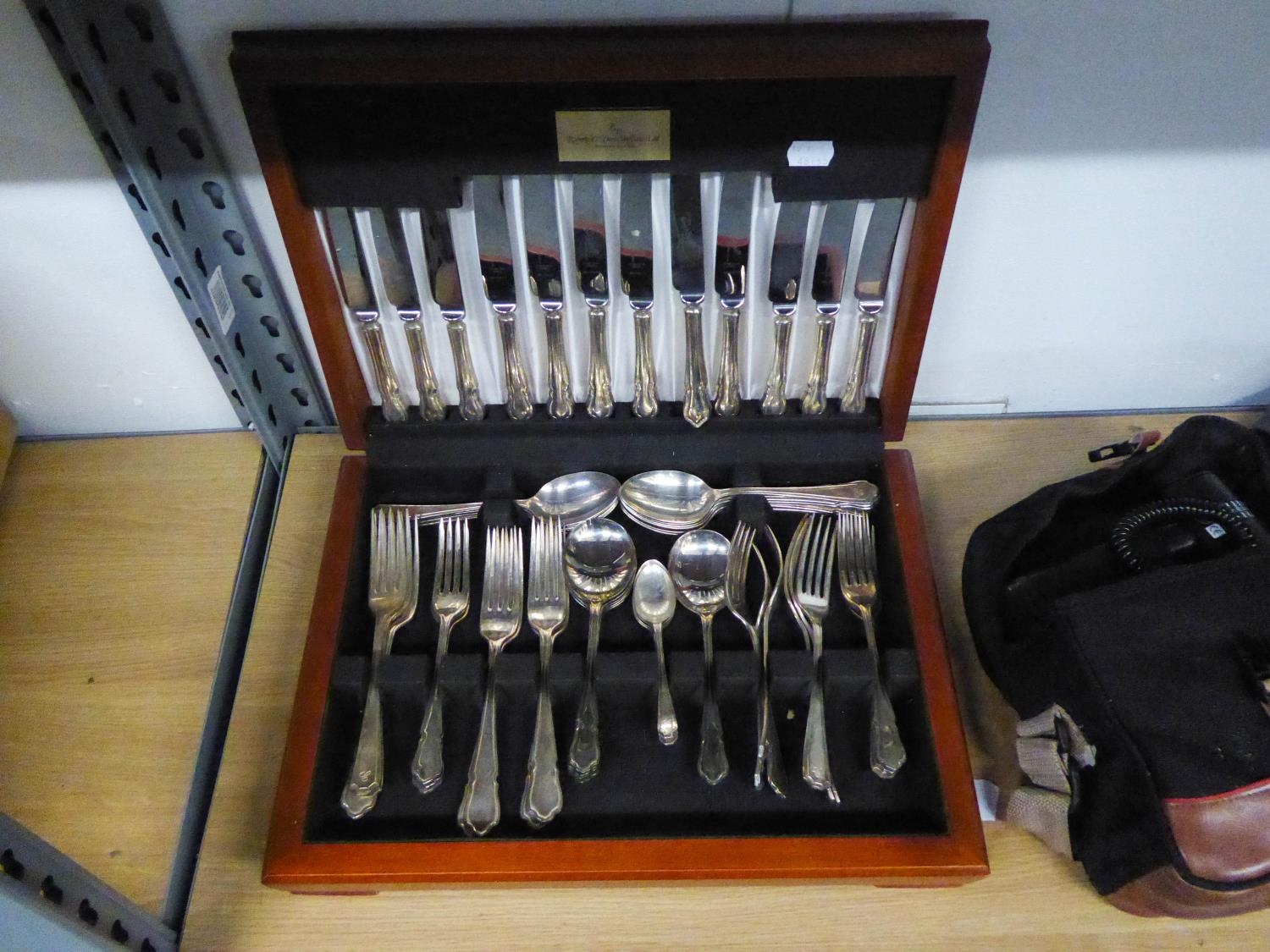 ROBERTS AND DORE (SHEFFIELD) BOX OF CUTLERY (APPROX 54 PIECES)