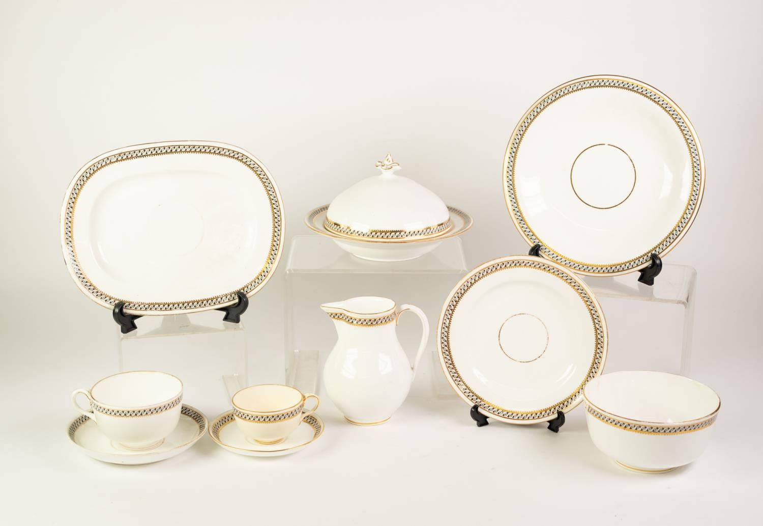 A VICTORIAN 51 PIECE PART BREAKFAST AND TEA SERVICE, COMPRISING; 12 PLATES, 2 BREAD AND BUTTER