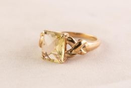 9ct GOLD RING with an oblong citrine in a four claw setting, 3gms, ring size N