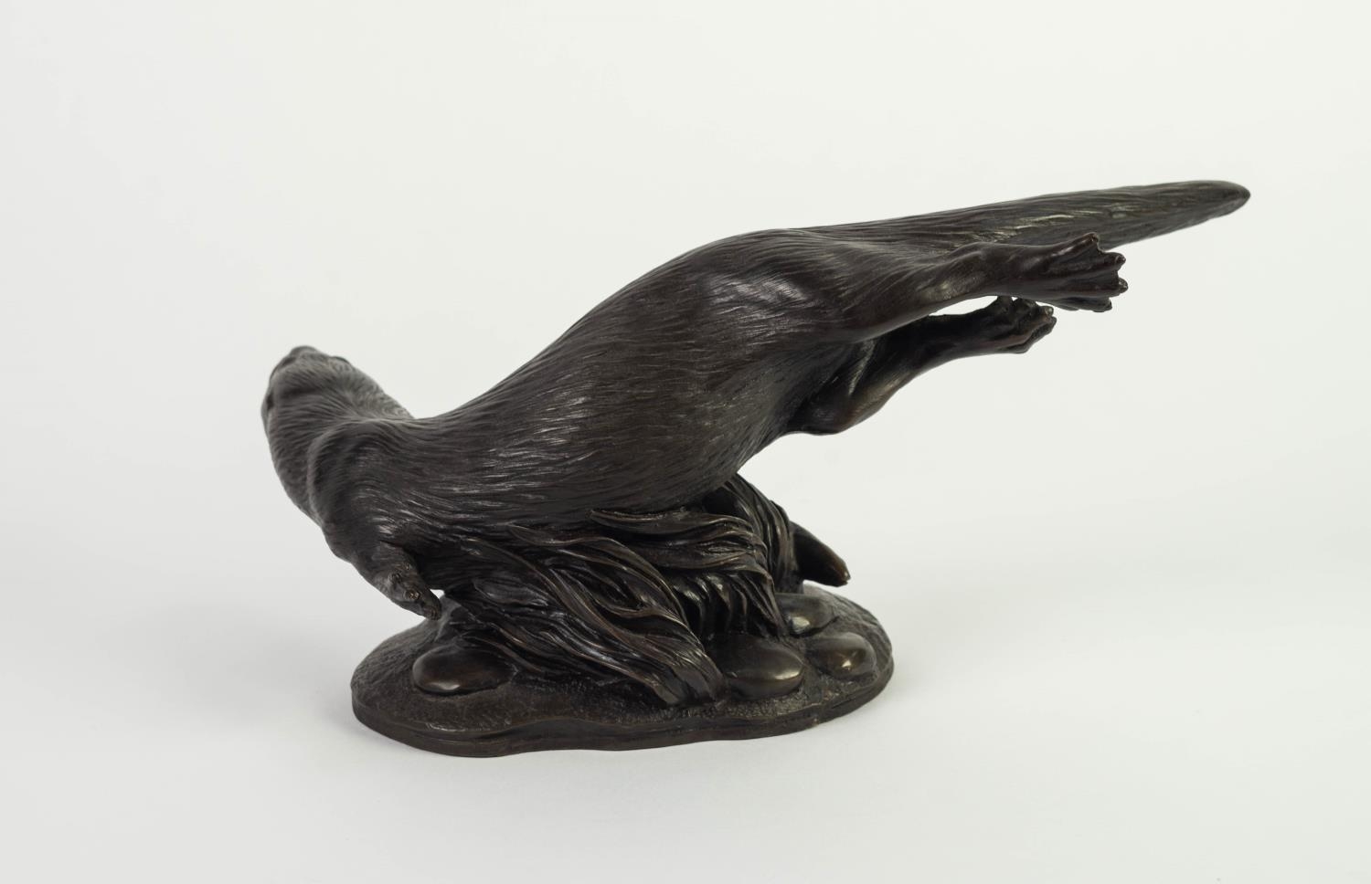 TOM MACKIE FOR HEREDITIES BRONZED RESIN SCULPTURE Modelled as an otter swimming Incised signature to - Image 2 of 3