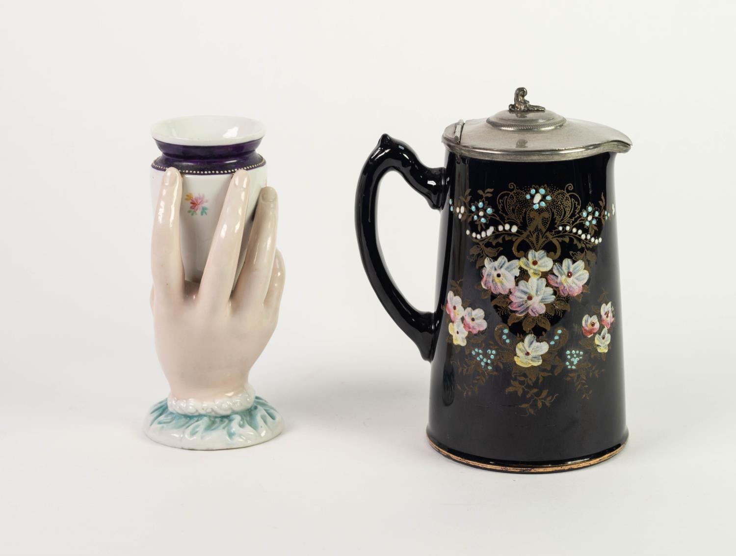 EARLY 20th CENTURY CONTINENTAL HAND HOLDING VASE/PORCELAIN FLOWER RECEIVER, hand painted with sprigs - Image 2 of 2