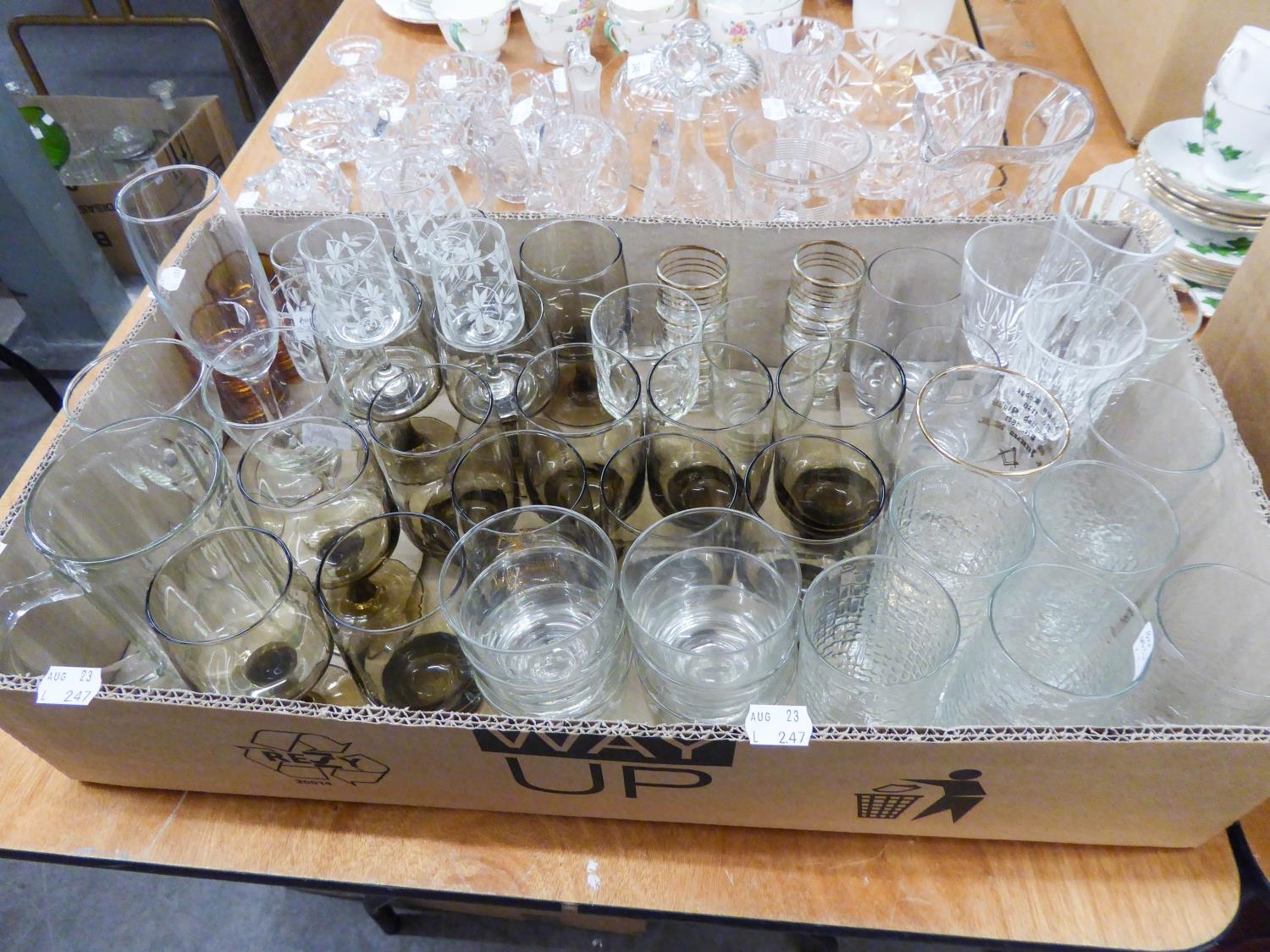 LARGE SELECTION OF DRINKING GLASSES, VARIOUS, INCLUDES A SET OF SIX TEXTURED HIGH BALL GLASSES, - Image 2 of 2