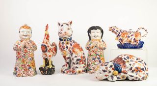 SIX MODERN ORIENTAL IMARI STYLE POTTERY FIGURES AND MODELS, comprising: PAIR OF FIGURES, TWO CATS,