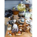 SELECTION OF CARVED WOODEN ANIMALS, INCLUDING TWO RHINOS, GAZELLE AND STANDING BABY MEERKAT AND