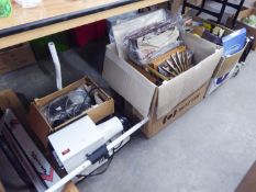 QUANTITY OF HOUSEHOLD SUNDRIES, INCLUDING AMERICAN IMAGE PROJECTOR, SMITHS BATTERY POWERED
