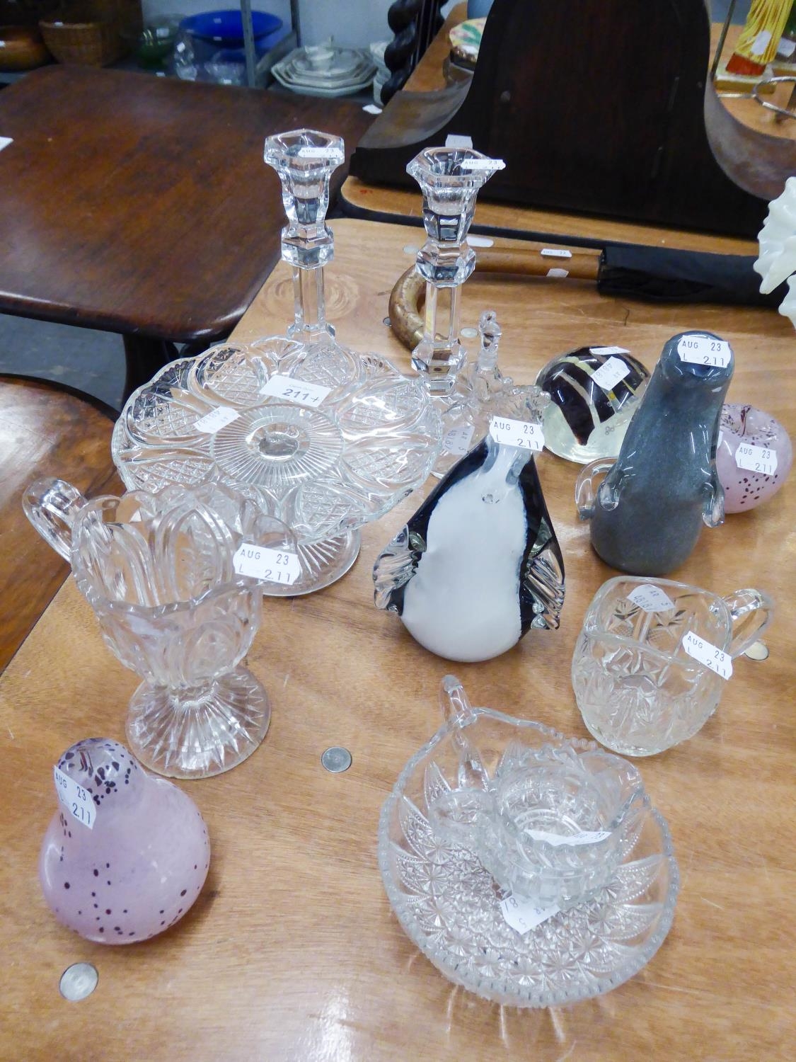 SELECTION OF 13 PIECES OF PRESS MOULDED AND OTHER GLASS WARE, TO INCLUDE A CAKE STAND, PAIR OF GLASS