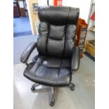 A GOOD QUALITY OFFICE ARMCHAIR, WITH FIVE SPUR BASE