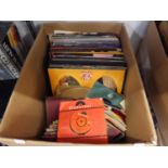 A QUANTITY OF LP RECORDS AND SINGLES (1 BOX)