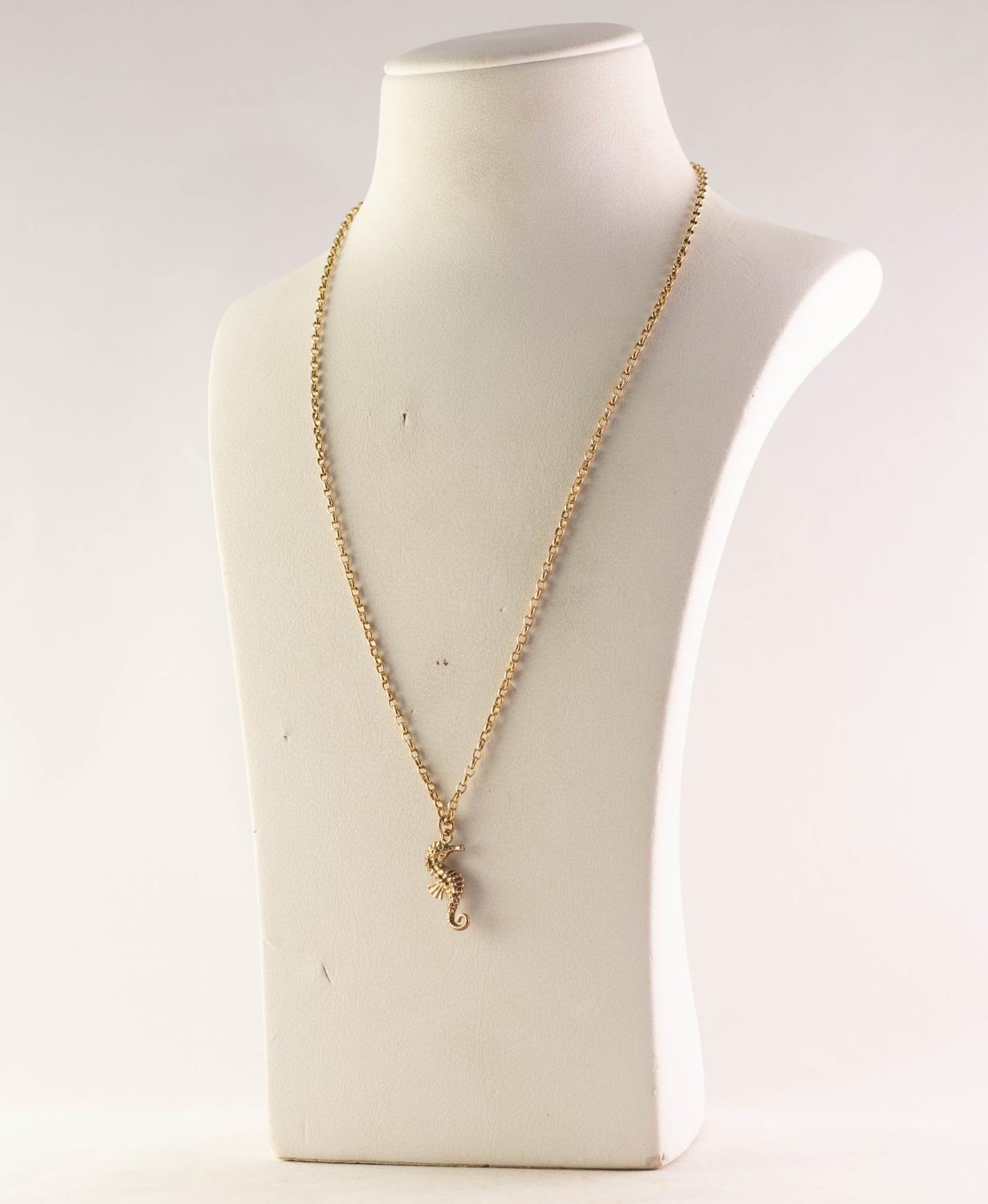 9ct GOLD FINE CHAIN NECKLACE, 20in (51cm) long, 6 gms and the SILVER GILT SEAHORSE PENDANT, in case