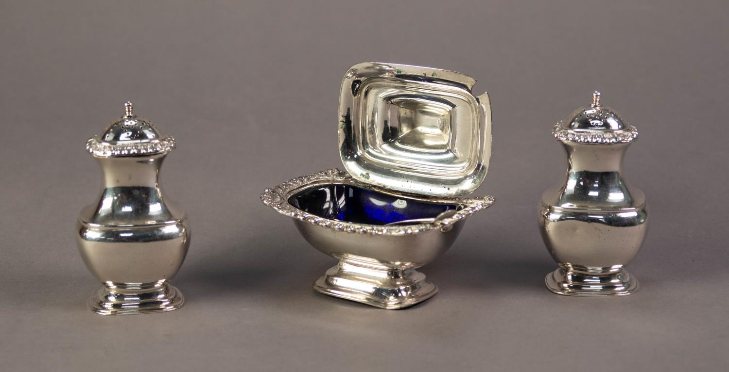 ELECTROPLATE GEORGIAN STYLE CONDIMENT SET OF FIVE LARGE PIECES, of rounded oblong form, with - Image 3 of 3