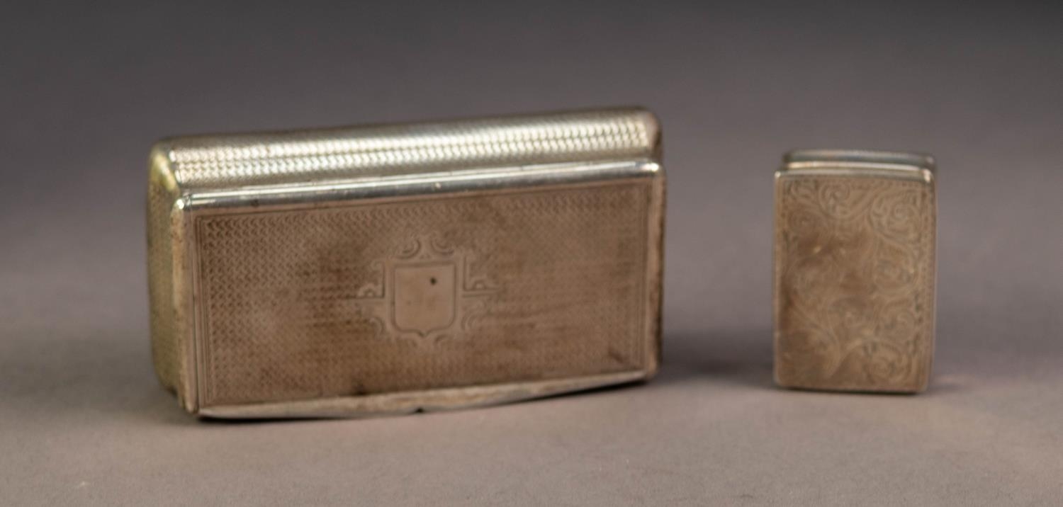 NINETEENTH CENTURY CONTINENTAL ENGINE TURNED SILVER COLOURED METAL SNUFF BOX, of rectangular bombe - Image 2 of 3