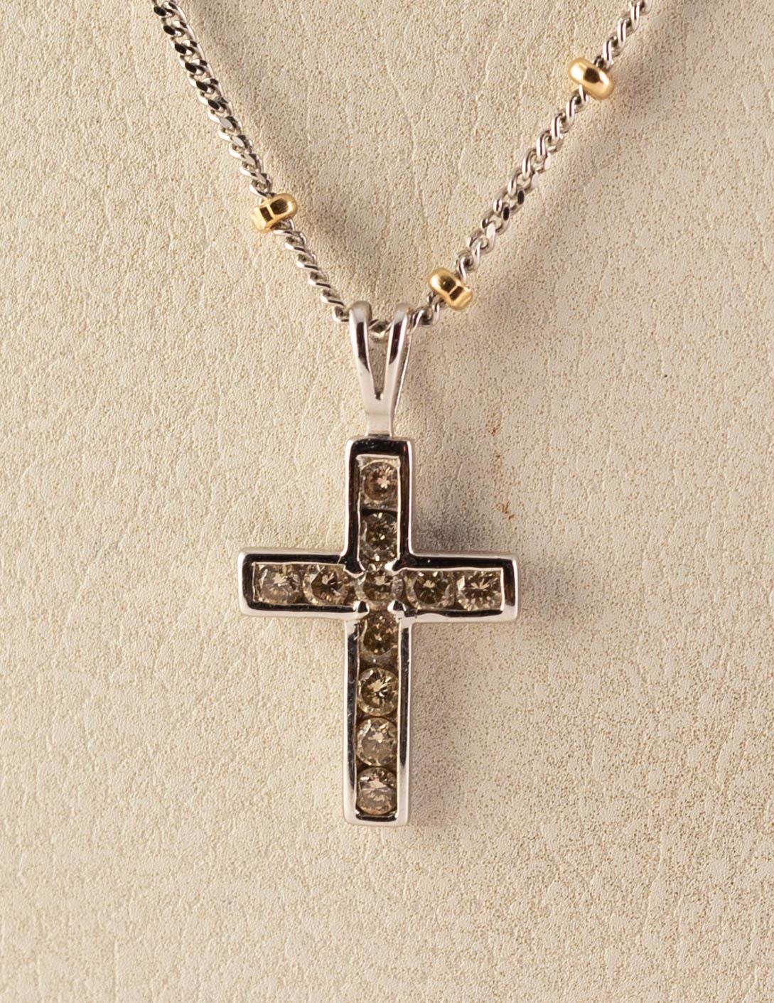 18ct WHITE GOLD TINY DIAMOND SET CRUCIFIX PENDANT on an 18ct WHTIE AND YELLOW GOLD FINE CHAIN - Image 2 of 3