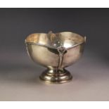 EDWARDIAN VII SILVER ROSE BOWL, circular, the quatrefoil top with embossed reed and ribbon outer