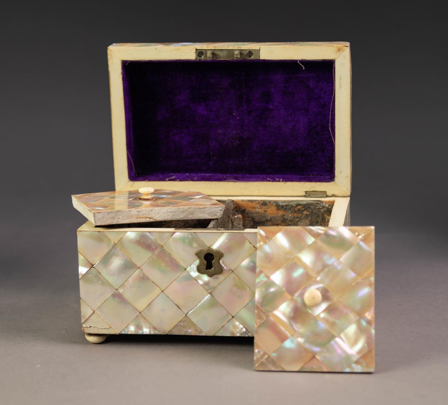NINETEENTH CENTURY MOTHER OF PEARL CLAD SMALL TEA CADDY, of oblong form with chamfered lid, turned - Image 3 of 3