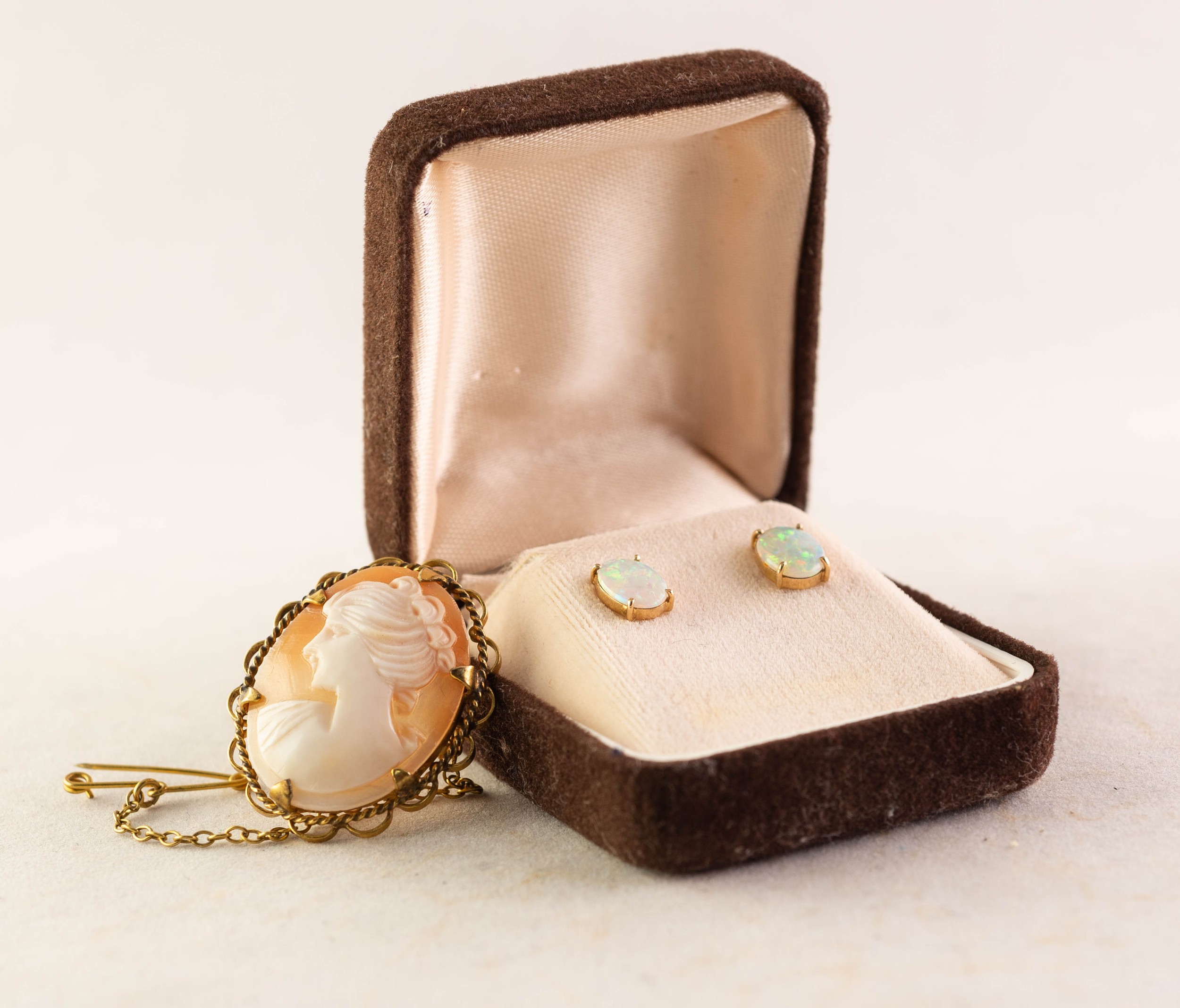 PAIR OF 14ct GOLD STUD EARRINGS, each with an oval opal in a four claw setting, in case with
