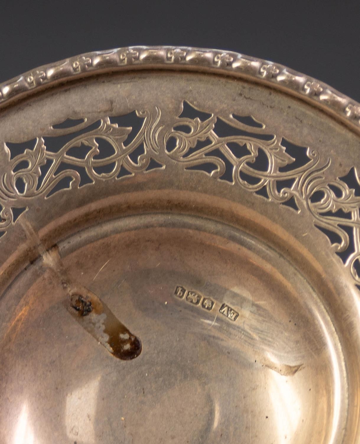 A CIRCULAR PEDESTAL SWEET MEAT DISH, with bead edge and foliate scroll cut card pierced - Image 3 of 3