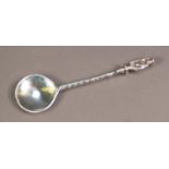 LATE VICTORIAN SILVER APOSTLE TOP ANOINTING SPOON, 5 ¼? (13.3cm), London 1899, no maker?s mark, 0.