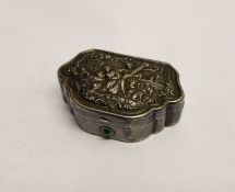 CONTINENTAL SILVER COLOURED METAL SNUFF BOX, cartouche shaped, the hinged lid cast with a l