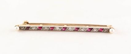 LATE VICTORIAN GOLD AND PLATINUM BAR BROOCH, with maypole style diagonal setting of eight small, old