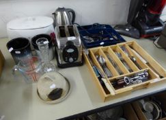 A LARGE QUANTITY OF MISC KITCHEN ITEMS TO INCLUDE; TOASTER, KETTLES, CUTLERY, DENBY POTTERY, TEA AND