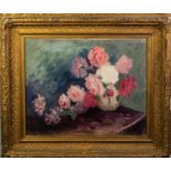 BRITISH SCHOOL (20th Century) OIL PAINTING ON CANVAS Study of roses in a vase Indistinctly signed