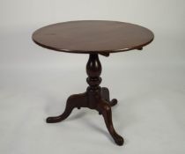 LATE GEORGE III MAHOGANY SNAP TOP OCCASIONAL TABLE, the moulded circular top above a heavy vase