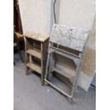 A SMALL SET OF ALUMINIUM PLATFORM STEPS AND A SMALL WOODEN SET (2)