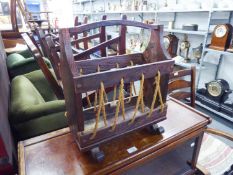 RUSTIC OAK MAGAZINE RACK HAVING ROPE DECORATION