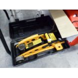 J.C.B. HYDRAULIC TROLLEY JACK, IN BLACK CASE '2 TONNE'