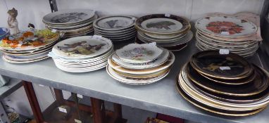 UNBOXED COLLECTORS PLATES- 8 WEDGWOOD ?THE STREET SELLERS OF LONDON?, six with certificates, 6 ?