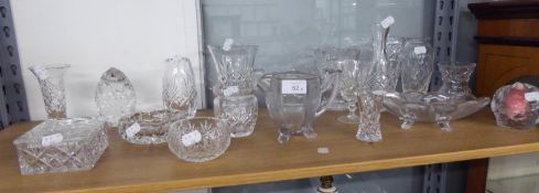 A SELECTION OF SMALL CUT GLASS ITEMS TO INCLUDE; VARIOUS VASES, PAPERWEIGHT, OBLONG TRINKET BOX