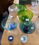 POSSIBLY DAVIDSON, GREEN SMOKEY GLASS HAT SHAPED POSY HOLDER, 12? diameter, and SIX OTHER PIECES