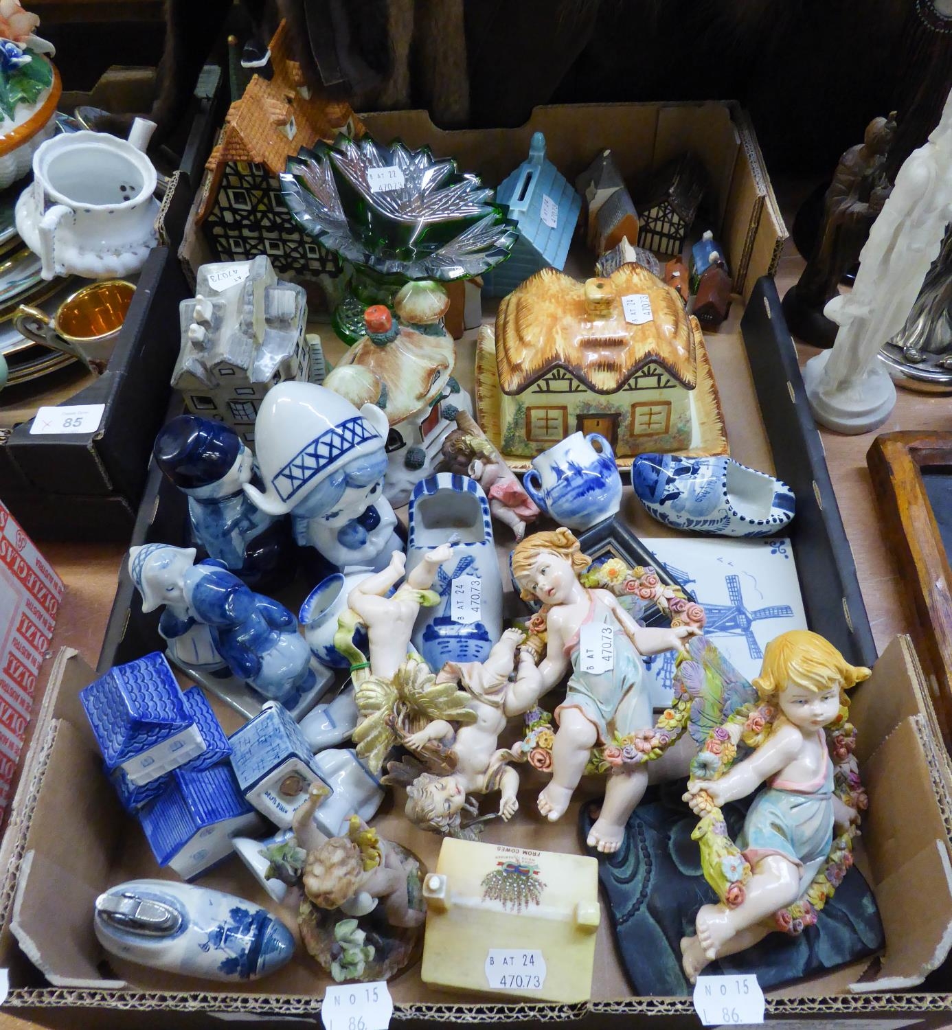 MIXED LOT OF CERAMICS-SMALL COLLECTION OF DUTCH BLUE AND WHITE SOUVENIRS, PORCELAIN HOUSE, signed G.