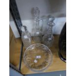 GOOD QUALITY 'STUART' CUT GLASS SQUARE SPIRIT DECANTER AND STOPPER, A LATE NINETEENTH CENTURY CUT