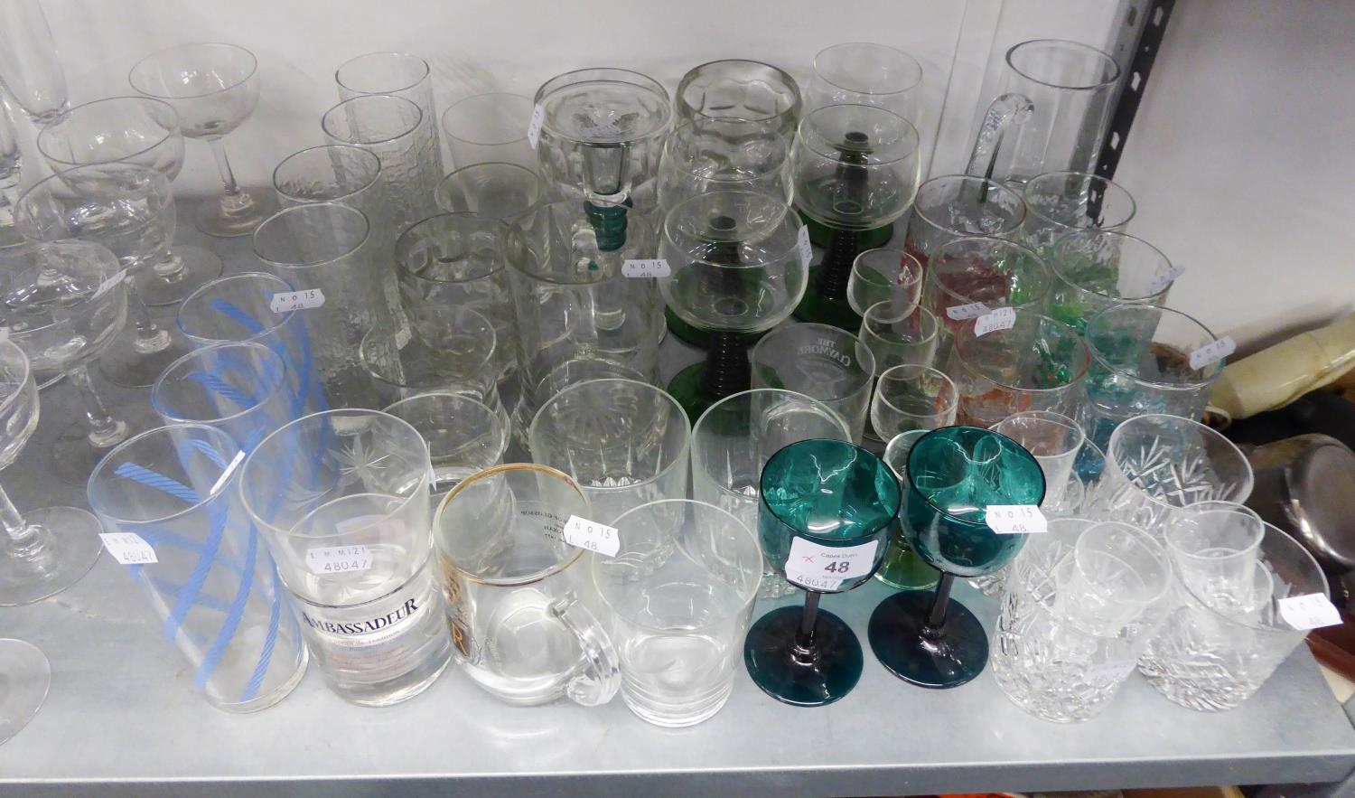 A SET OF SIX COLOURED STYLISH TUMBLERS, A PAIR OF SMALL GREEN STEM GLASSES, OTHER COLOURED STEM