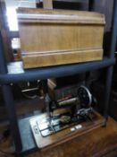 FRISTER & ROSSMANN, EARLY 20TH CENTURY MANUAL PORTABLE SEWING MACHINE, IN WOODEN CASE