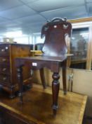 A GOOD QUALITY MAHOGANY SHIELD BACK HALL CHAIR