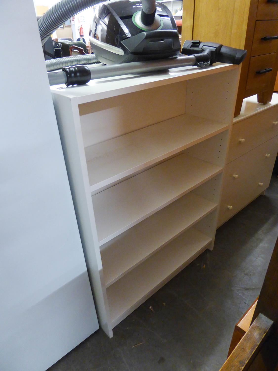 A PAIR OF WHITE FINISH FOUR TIER OPEN BOOKCASES, WITH ADJUSTABLE SHELVES, EACH 2?8? WIDE, 3?6? HIGH